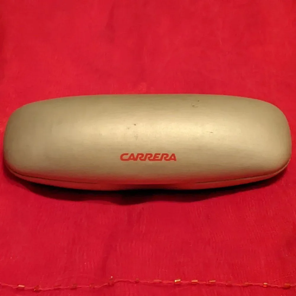 Carrera Small Eyewear Clamshell Case💥PRICE DROP💥